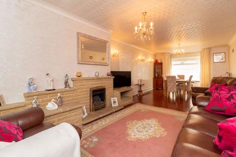 22 Martin Close, Warlingham, CR6 9AD