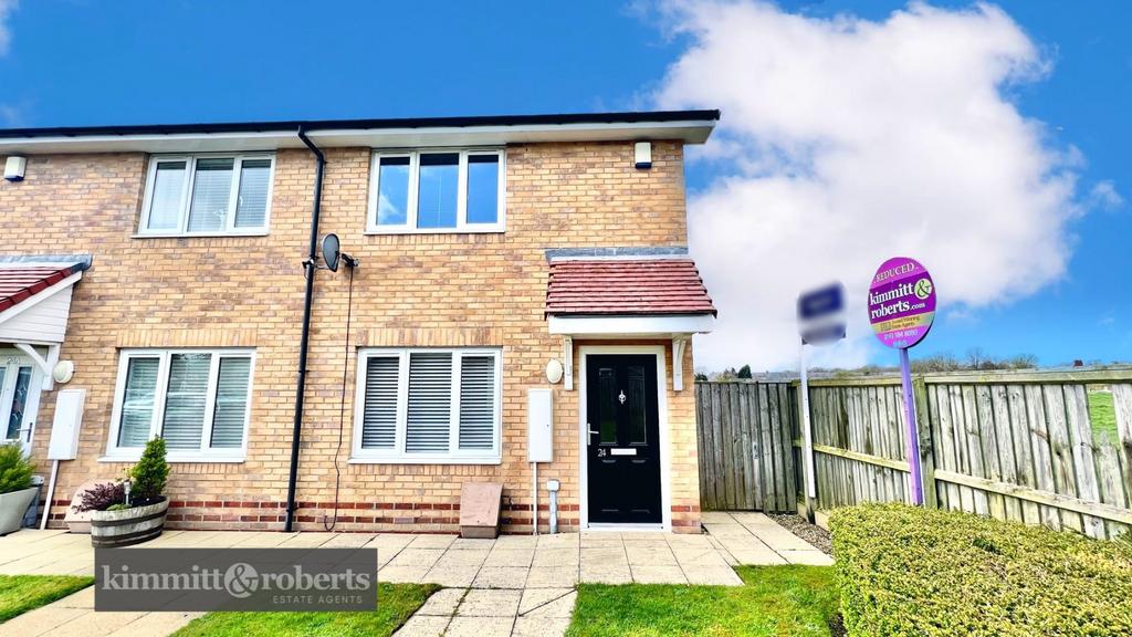 Avon Crescent, Houghton le Spring... 2 bed semidetached house £120,000