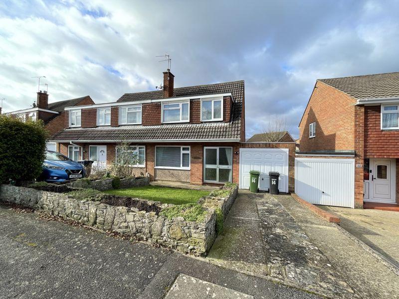 Valerian Road, Hedge End, SO30 0GR 3 bed semidetached house £300,000