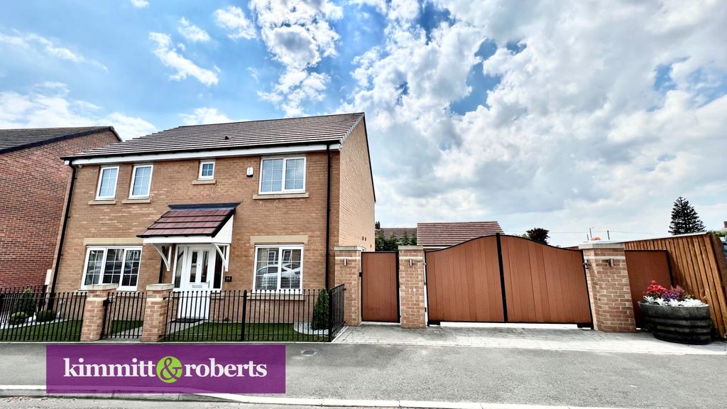 Cresta View, Houghton le Spring, Tyne and Wear, DH5 4 bed detached