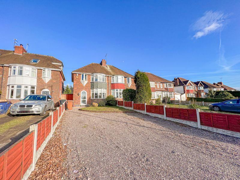 Aldridge Road, Streetly, Sutton... 3 bed semidetached house £325,000