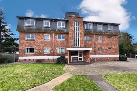 2 bedroom apartment for sale - NO ONWARD CHAIN - Superb two bedroom first floor apartment off Trull Road