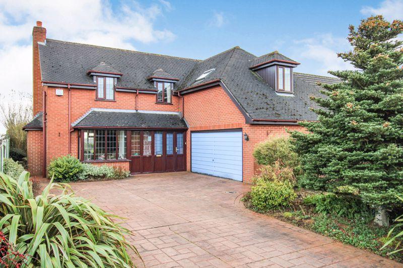 Westwood Park Drive, Leek 4 bed detached house for sale £525,000