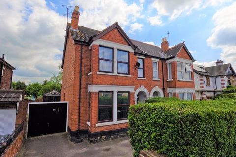 211 Stroud Road, Gloucester, GL1 5JU