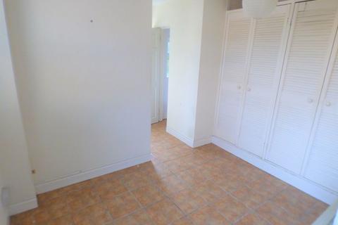 211 Stroud Road, Gloucester, GL1 5JU