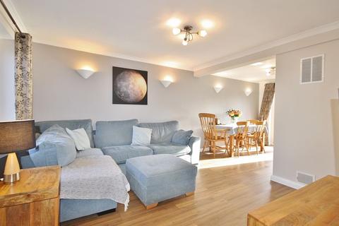 17 Hurdeswell, Long Hanborough, Witney, OX29 8DQ