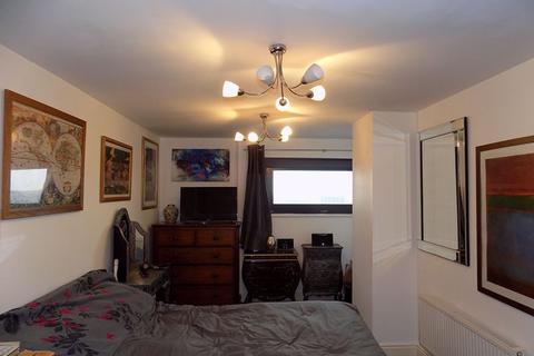 2 bedroom apartment for sale - Kingsway, London