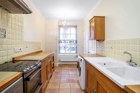 3 bedroom house to rent, Parchment Street, Winchester
