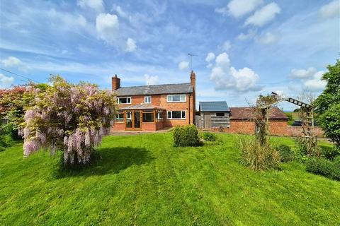 2 bedroom detached house for sale, Hyde Ash, Leominster, Herefordshire, HR6 0JS