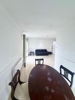 undefined, Deptford Wharf, Surrey Quays, London, SE8 3PA
