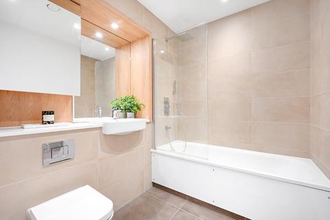 1 bedroom flat to rent, Aurora Point, 1 Winchester Square, London, SE8 3FQ
