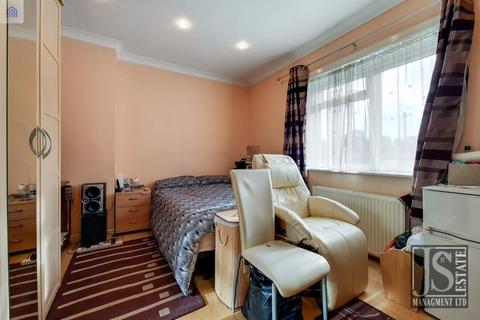 84 Swallands Road, London, SE6 3HG