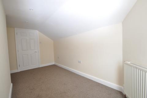 2 bedroom apartment to rent, Flat 3, 11 Richmond Road, Malvern, Worcestershire, WR14 1NE