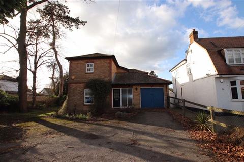 4 bedroom house to rent - Welley Road, Wraysbury, Staines Upon Thames