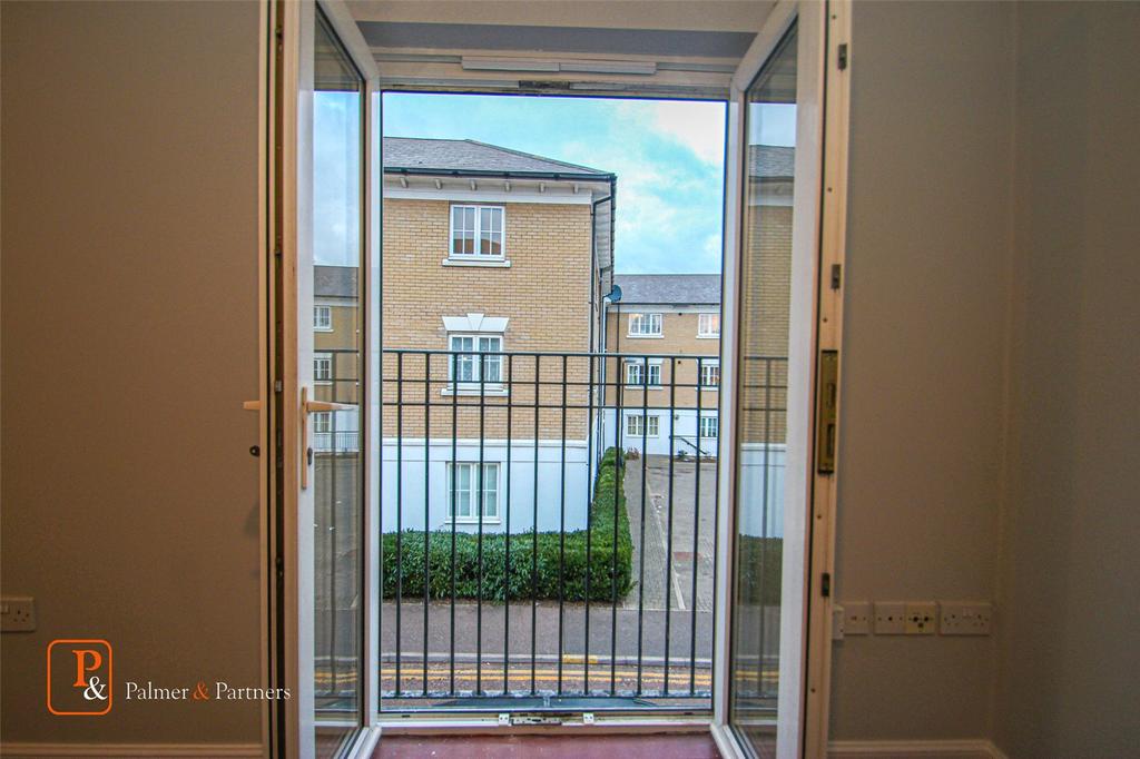 Williams Way, Colchester... 1 bed apartment £725 pcm (£167 pw)