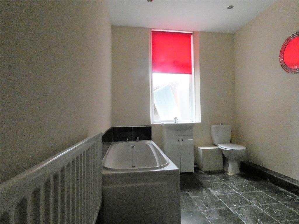 Hayward Avenue, Seaton Delaval 1 bed ground floor flat £525 pcm (£121 pw)