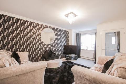 3 bedroom detached house for sale - Lord Close, Stainsby Hall Farm, Acklam, Middlesbrough, TS5 8FF
