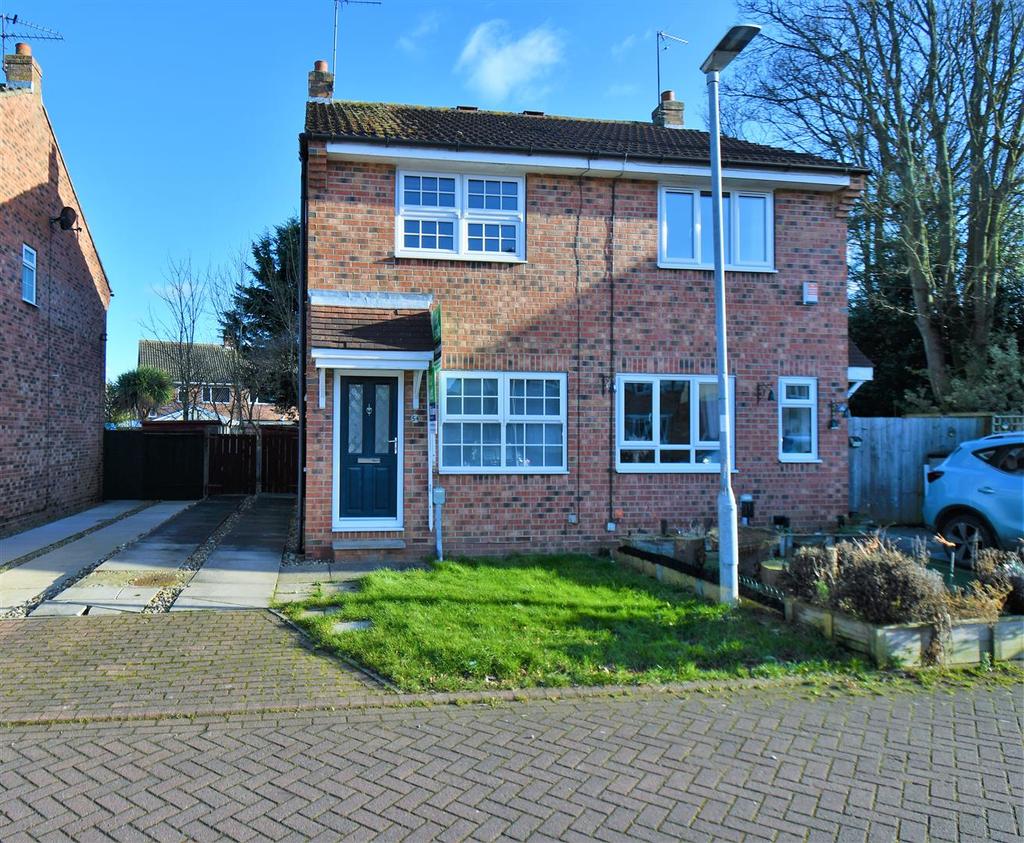 St. Peters View, Bilton, Hull 2 bed semidetached house £150,000