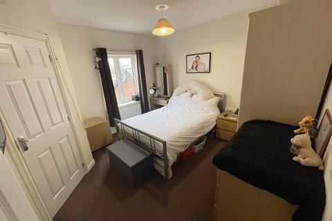 2 bedroom semi-detached house for sale - St. Mawgan Street, Kingsway, Gloucester