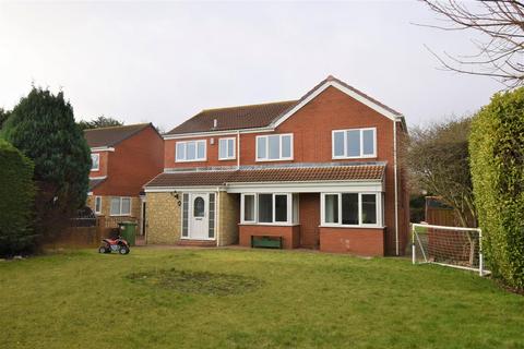28 Braemar Drive, South Shields, NE34 7TZ