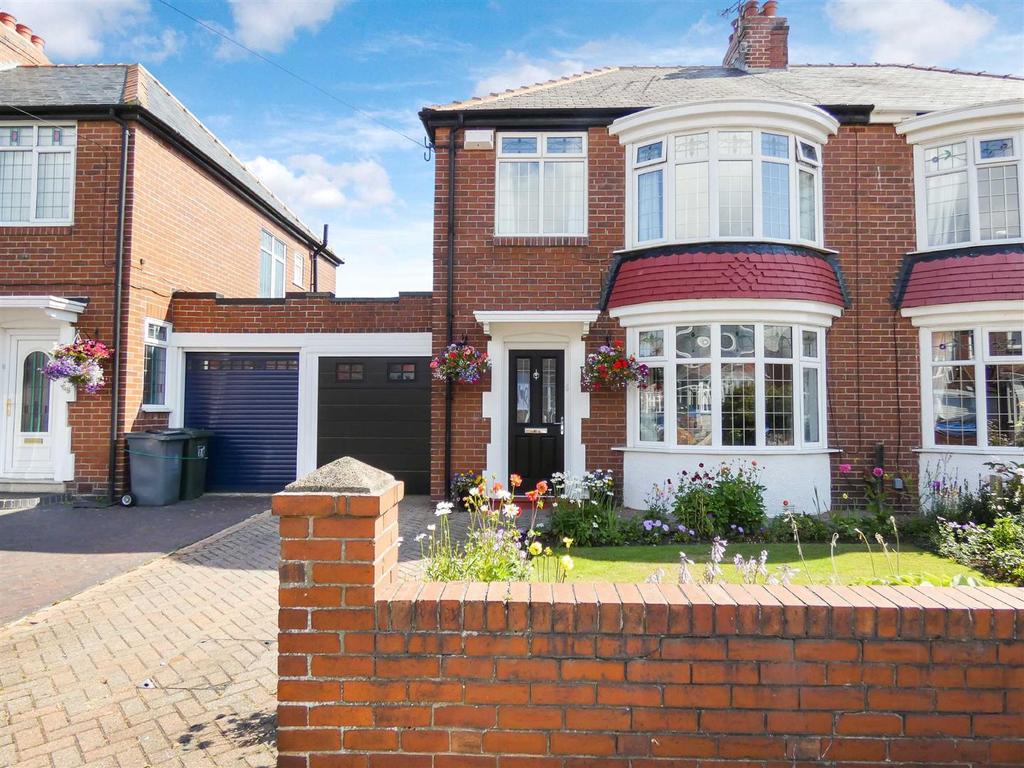 Seacrest Avenue, Cullercoats 3 bed semidetached house for sale £365,000