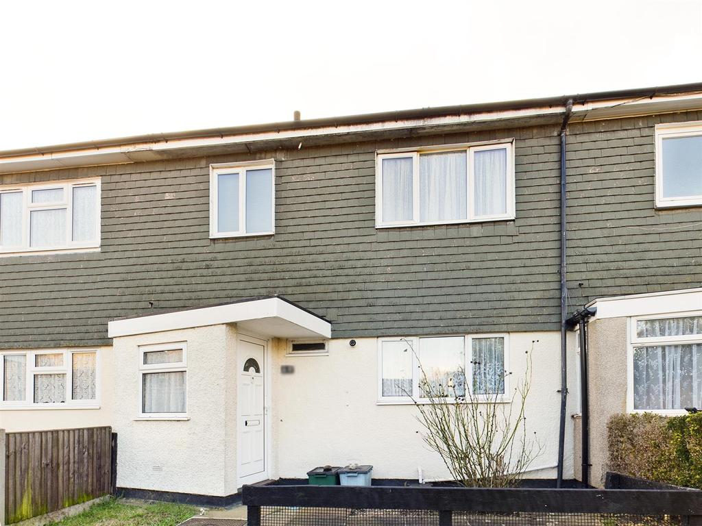 Applegarth, New Addington, Croydon 3 bed terraced house for sale £335,000
