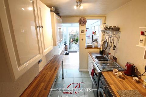 383 Chester Road, Oakenholt, Flint, CH6 5SF