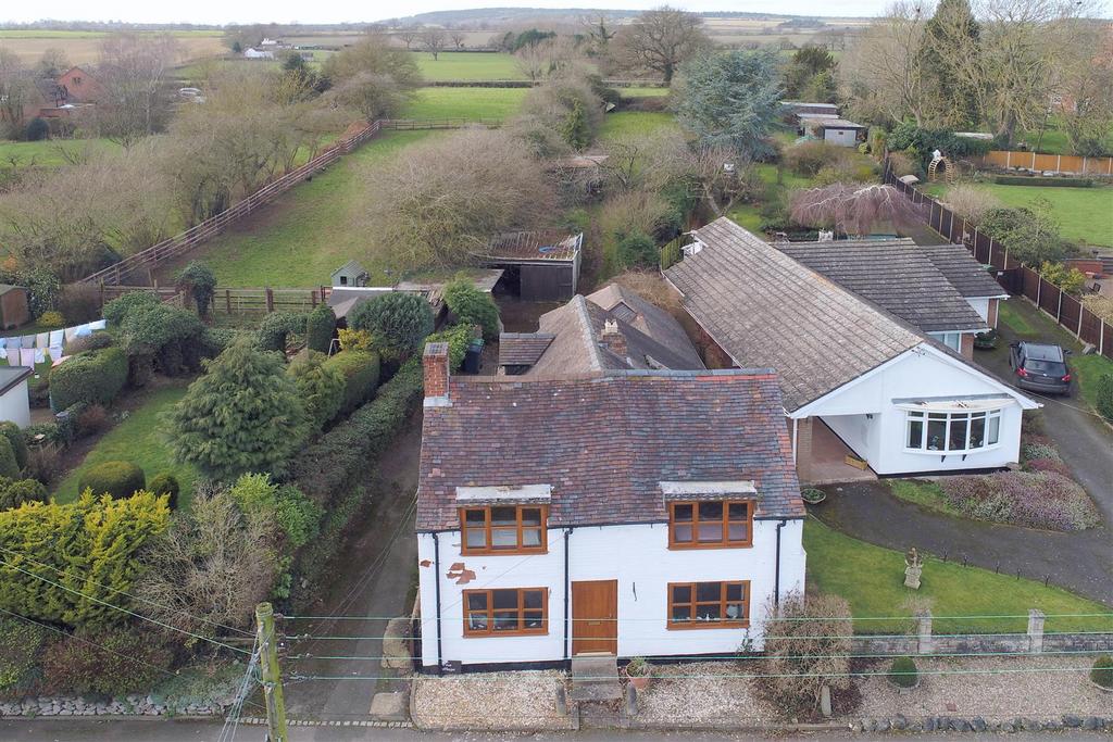 2 Caernarvon Lane, Withington, Shrewsbury 4 bed detached house for sale