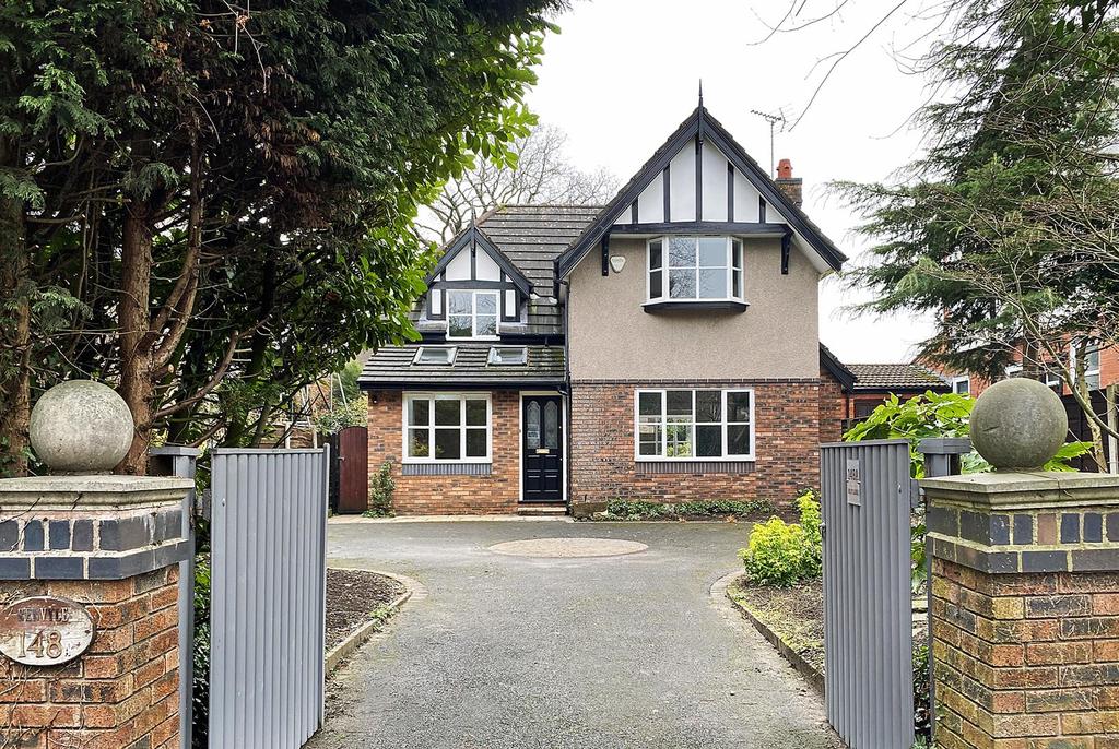 Moss Lane, Timperley, Altrincham 4 bed detached house £650,000