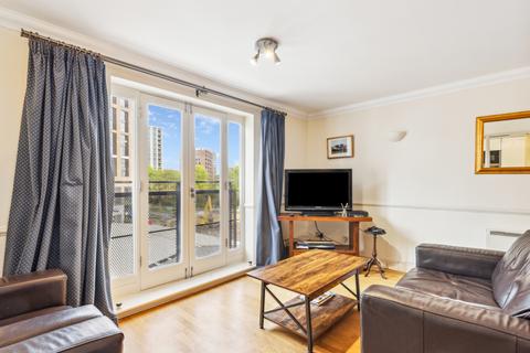 2 bedroom flat to rent, Prices Court, Cotton Row, London