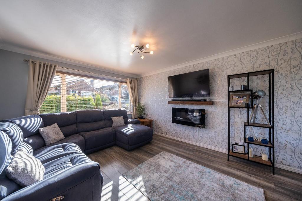 Peel Crescent, Ashton 4 bed detached house for sale £375,000