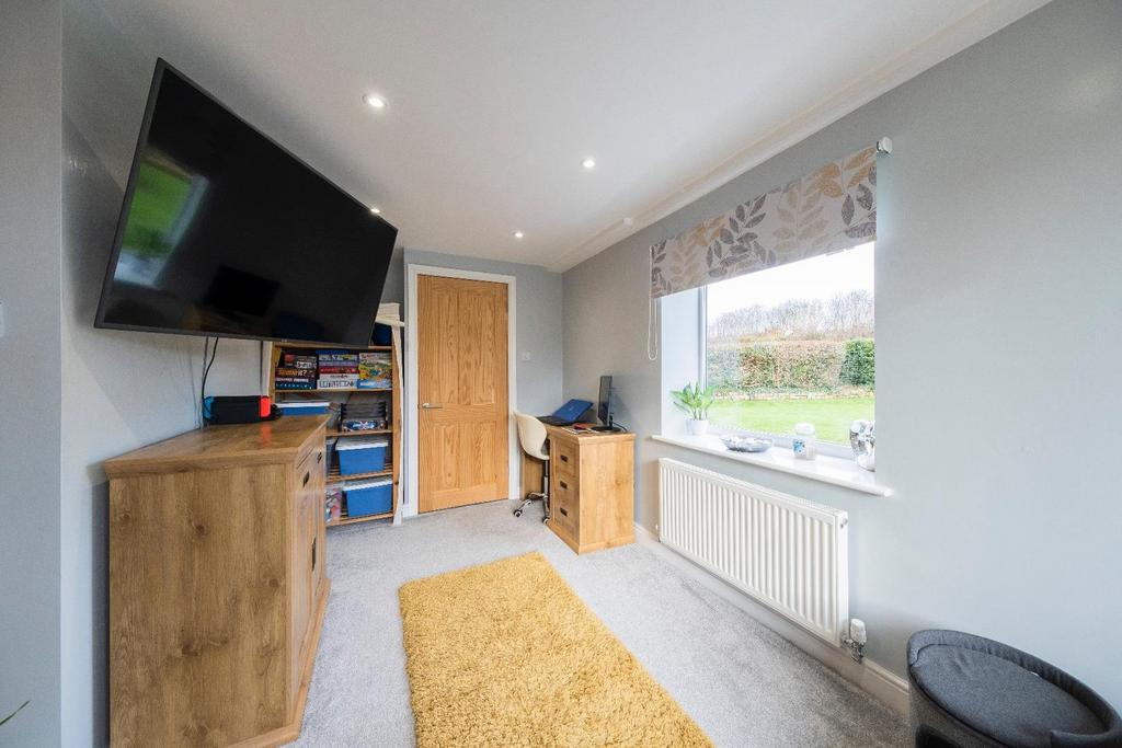 71 Peel Crescent-012.JPG
