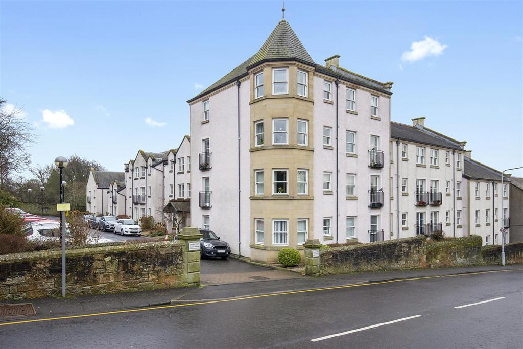 35 Jubilee Court, 76 St. Margaret Street, Dunfermline, KY12 7PF 1 bed