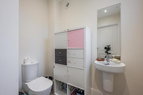 27 Cricketers Grove, Birmingham, B17 8BF