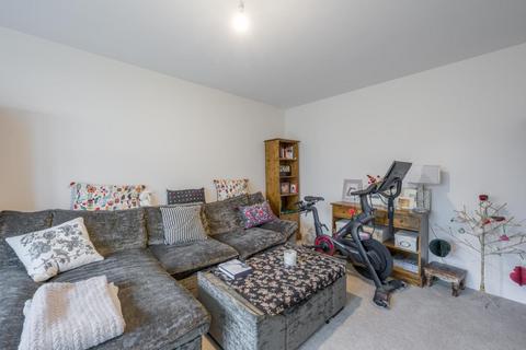 27 Cricketers Grove, Birmingham, B17 8BF
