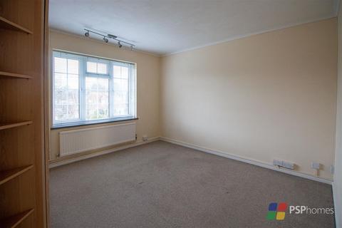 2 bedroom flat for sale - Greenways, Haywards Heath