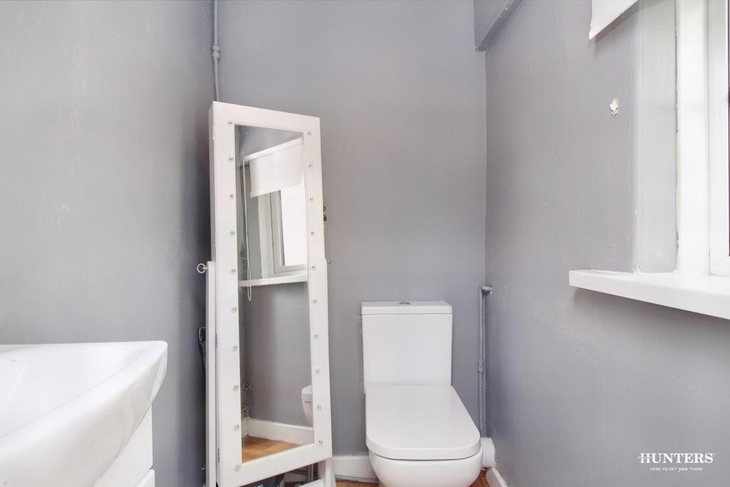 Wc.