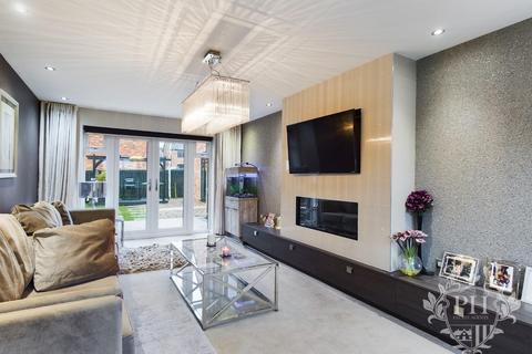 8 Great West Gardens, Nunthorpe, Middlesbrough, TS7 0GS