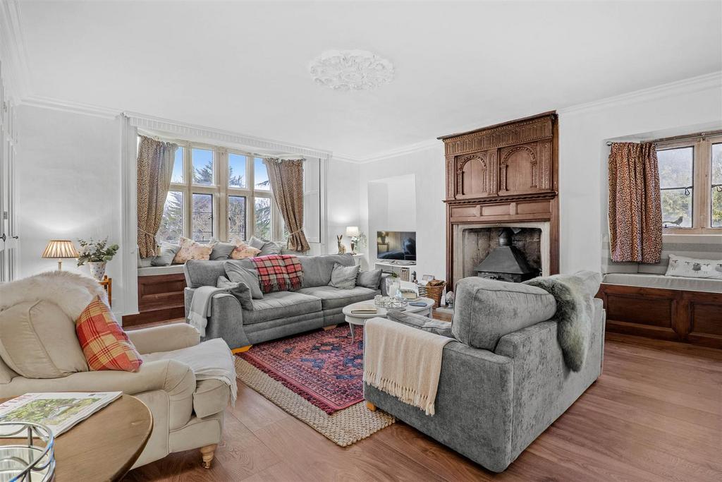 Woollas Hall, Eckington, Pershore 2 bed apartment £269,950