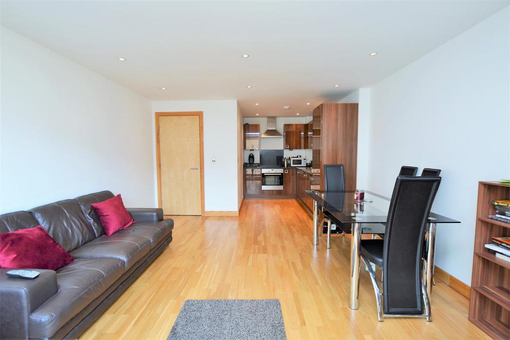 Harley House, Limehouse, E14 2 bed apartment £2,150 pcm (£496 pw)