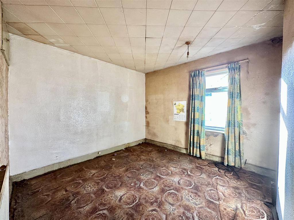 Dale Street, Ulverston 2 bed terraced house £90,000