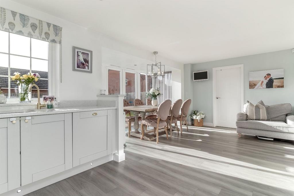 Dining Kitchen - A.jpg