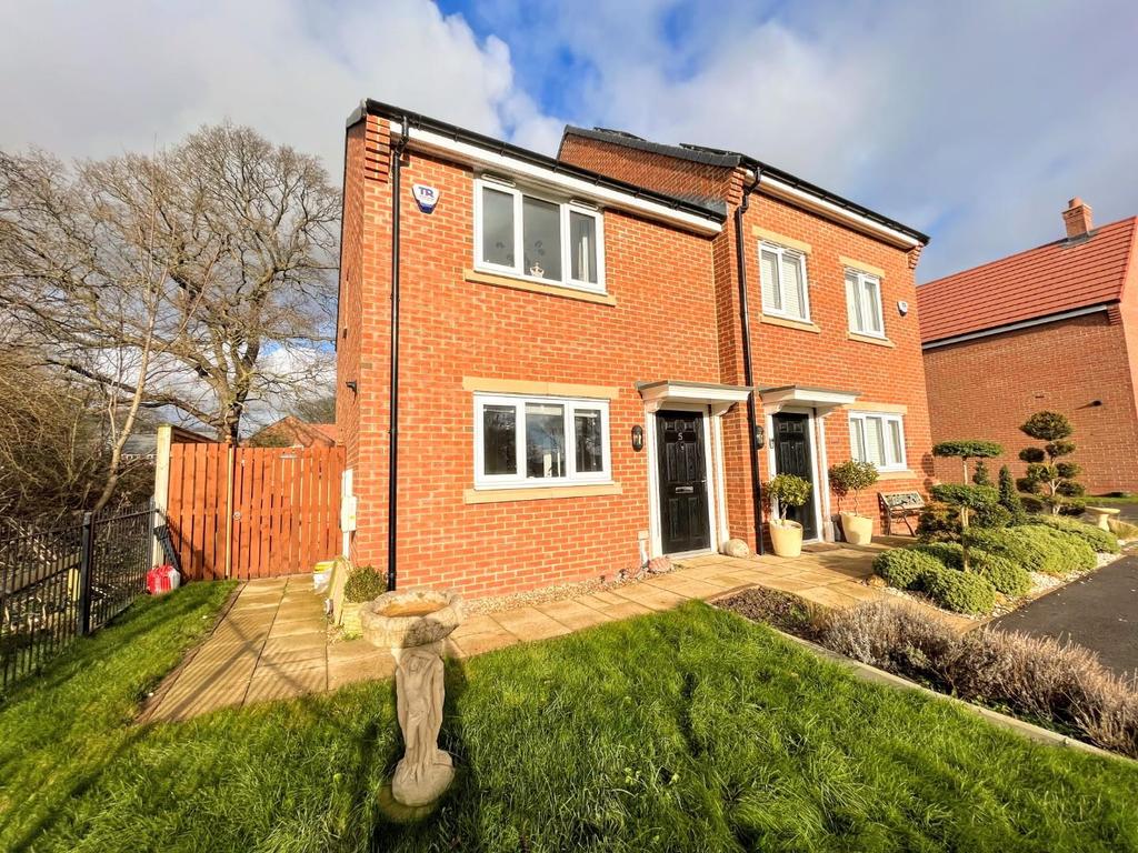 Haydock Drive, Darlington 3 bed semidetached house £180,000