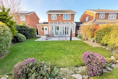 33 Ark Royal Close, Seaton Carew, Hartlepool, TS25 1DH