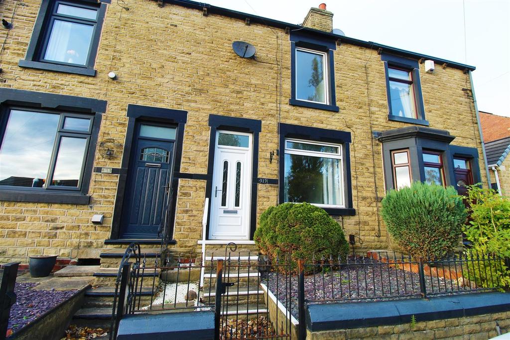 Darton Lane, Mapplewell, Barnsley... 2 bed terraced house £625 pcm (£