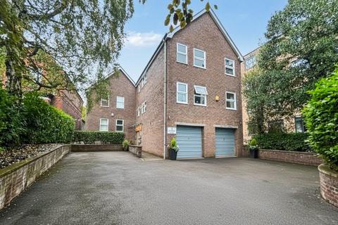 undefined, Ashley Road, Altrincham