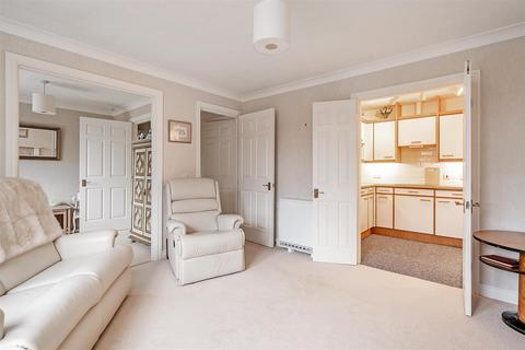 2 bedroom flat for sale - Downing Close, Knowle, Solihull