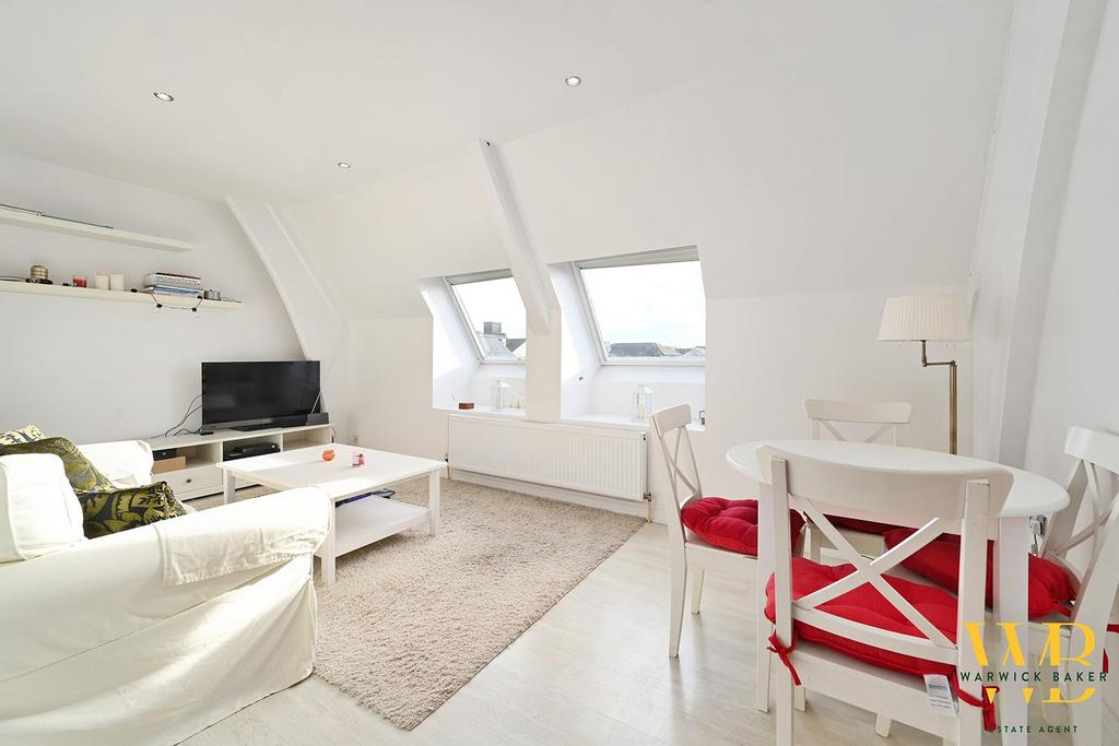 F3-st-john-s-court (11).jpg