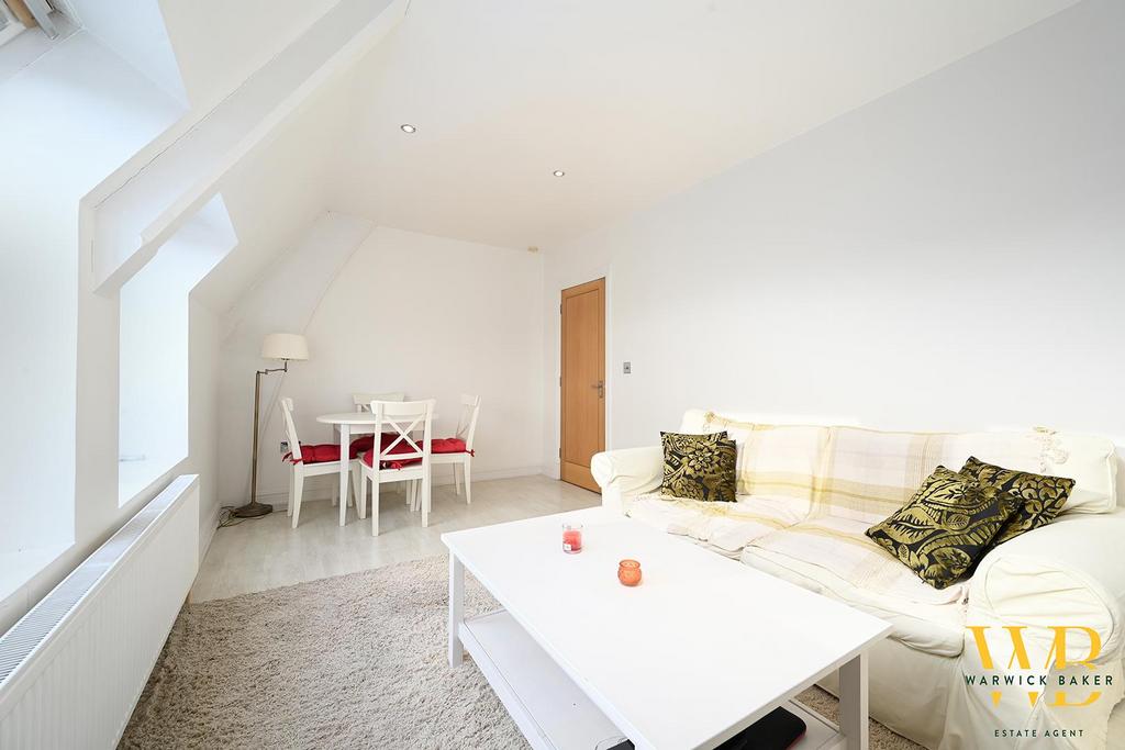 F3-st-john-s-court (4).jpg