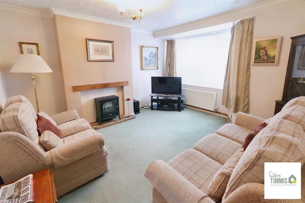 Endon Road, Norton Green, StokeOnTrent 3 bed semidetached house £